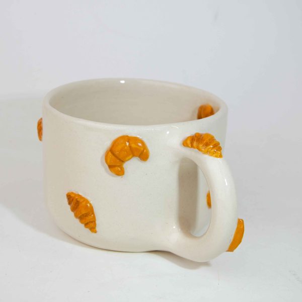 The Croissant Cup