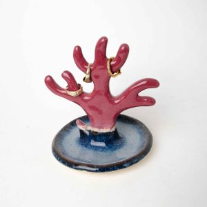 The Coral Ringholder